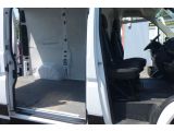 Opel Movano bei Sportwagen.expert - Abbildung (6 / 12)