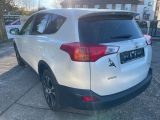 Toyota RAV 4 bei Sportwagen.expert - Abbildung (6 / 15)