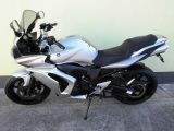 Yamaha FZ bei Sportwagen.expert - Abbildung (5 / 8)