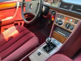 Mercedes-Benz 230 bei Sportwagen.expert - Abbildung (9 / 11)