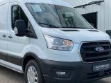 Ford Transit bei Sportwagen.expert - Abbildung (8 / 15)