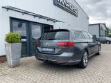 VW Passat bei Sportwagen.expert - Abbildung (4 / 15)