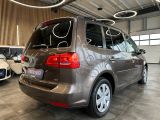 VW Touran bei Sportwagen.expert - Abbildung (5 / 15)