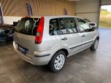 Ford Fusion bei Sportwagen.expert - Abbildung (5 / 15)