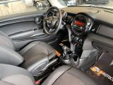 Mini One bei Sportwagen.expert - Abbildung (11 / 15)