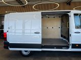 VW Crafter bei Sportwagen.expert - Abbildung (14 / 15)