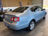 VW Passat bei Sportwagen.expert - Abbildung (6 / 15)