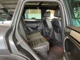 VW Touareg bei Sportwagen.expert - Abbildung (14 / 15)