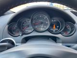 Porsche Cayenne bei Sportwagen.expert - Abbildung (8 / 15)