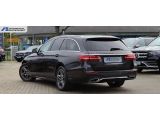 Mercedes-Benz E-Klasse bei Sportwagen.expert - Abbildung (4 / 10)