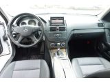 Mercedes-Benz C 230C 230 Avantgarde Automatik bei Sportwagen.expert - Abbildung (8 / 15)