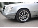 Mercedes-Benz E 220 Cabrio W124 Final Edition Automatik bei Sportwagen.expert - Abbildung (6 / 15)