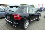 Porsche Cayenne bei Sportwagen.expert - Abbildung (7 / 15)