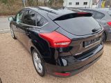 Ford Focus bei Sportwagen.expert - Abbildung (2 / 7)