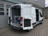 Ford Transit bei Sportwagen.expert - Abbildung (4 / 15)