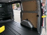 Ford Transit Custom bei Sportwagen.expert - Abbildung (8 / 15)