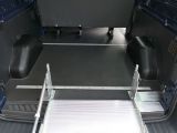Ford Transit bei Sportwagen.expert - Abbildung (12 / 15)
