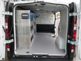 Opel Vivaro bei Sportwagen.expert - Abbildung (13 / 15)