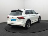 VW Tiguan bei Sportwagen.expert - Abbildung (6 / 15)