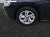 VW Golf VIII bei Sportwagen.expert - Abbildung (8 / 15)