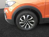 VW T-Cross bei Sportwagen.expert - Abbildung (8 / 15)