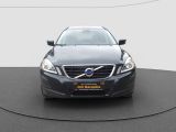 Volvo XC60 bei Sportwagen.expert - Abbildung (3 / 15)
