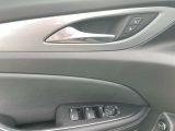 Opel Insignia bei Sportwagen.expert - Abbildung (7 / 15)