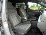 VW Golf GTI bei Sportwagen.expert - Abbildung (11 / 15)