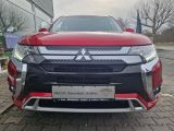 Mitsubishi Outlander bei Sportwagen.expert - Abbildung (2 / 15)