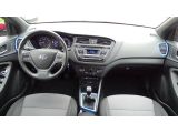 Hyundai i20 bei Sportwagen.expert - Abbildung (8 / 15)