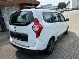 Dacia Lodgy bei Sportwagen.expert - Abbildung (10 / 15)