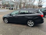 Opel Astra bei Sportwagen.expert - Abbildung (7 / 15)