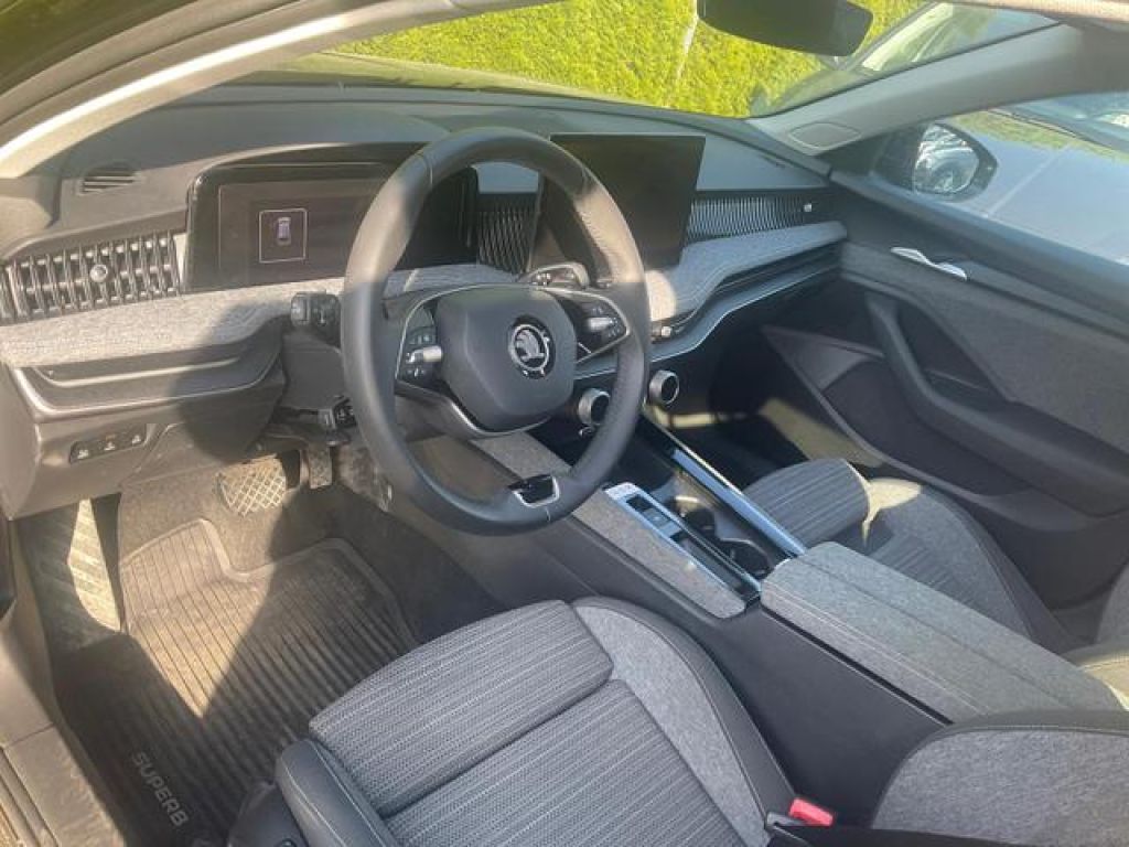 Skoda Superb bei Sportwagen.expert - Hauptabbildung Skoda Superb bei Sportwagen.expert - Hauptabbildung