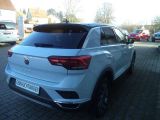 VW T-Roc bei Sportwagen.expert - Abbildung (4 / 15)