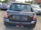 Mini One bei Sportwagen.expert - Abbildung (6 / 15)