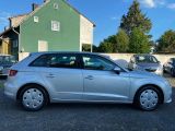 Audi A3 bei Sportwagen.expert - Abbildung (4 / 15)