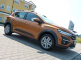 Dacia Sandero bei Sportwagen.expert - Abbildung (2 / 15)