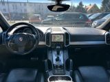 Porsche Cayenne bei Sportwagen.expert - Abbildung (10 / 15)