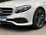 Mercedes-Benz E-Klasse bei Sportwagen.expert - Abbildung (3 / 15)