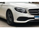 Mercedes-Benz E-Klasse bei Sportwagen.expert - Abbildung (11 / 15)