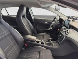 Mercedes-Benz GLA-Klasse bei Sportwagen.expert - Abbildung (13 / 15)