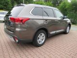 Mitsubishi Outlander bei Sportwagen.expert - Abbildung (4 / 13)