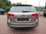 VW Passat bei Sportwagen.expert - Abbildung (5 / 13)