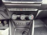 Dacia Duster bei Sportwagen.expert - Abbildung (14 / 15)