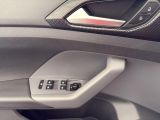 VW T-Cross bei Sportwagen.expert - Abbildung (10 / 15)
