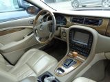 Jaguar S-Type bei Sportwagen.expert - Abbildung (9 / 10)