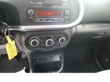 Renault Twingo bei Sportwagen.expert - Abbildung (14 / 15)