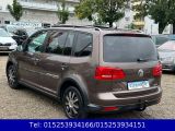 VW Cross Touran bei Sportwagen.expert - Abbildung (8 / 15)