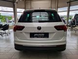VW Tiguan bei Sportwagen.expert - Abbildung (8 / 15)