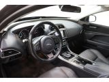 Jaguar XE bei Sportwagen.expert - Abbildung (3 / 10)